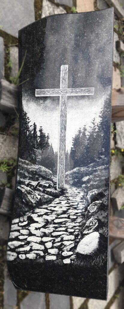 Tablica dekoracyjna z krzyżem