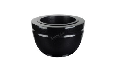 Półkulisty wazon granitowy (m3)